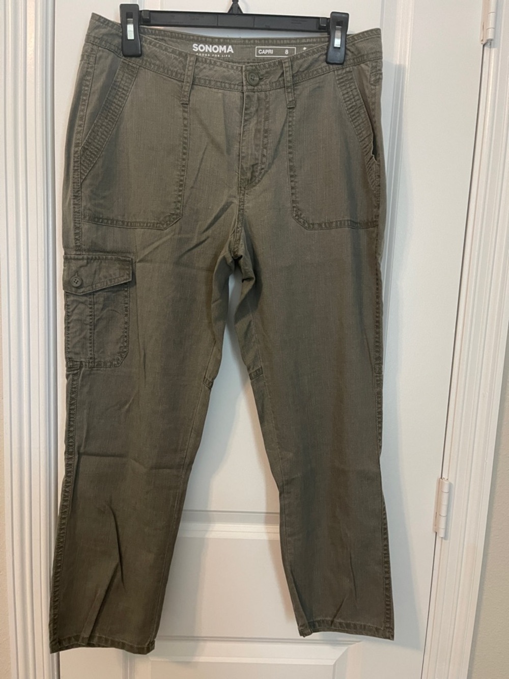 Sonoma Olive Green Capris with Cargo Pocket